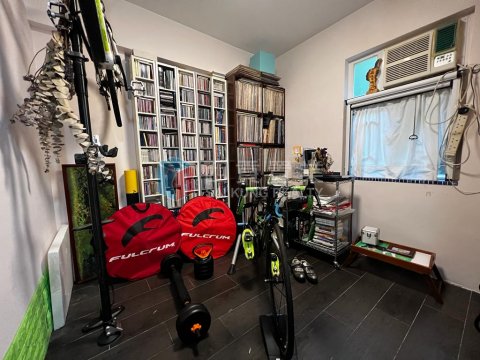 企嶺山莊 