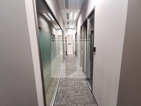 International Com Ctr (環球貿易廣場) 