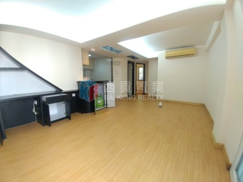 蠔涌村