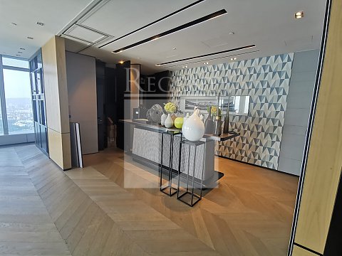International Com Ctr (環球貿易廣場) 