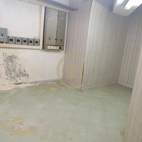 FULLY IND BLDG Kwun Tong L C162356 For Buy
