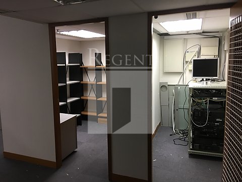 Wu Chung Hse (胡忠大廈) 