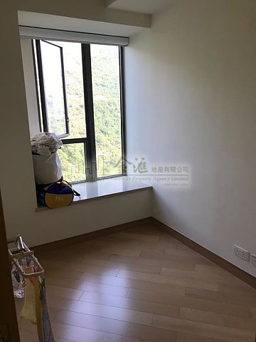 峻弦 牛池湾 C095894 售盘