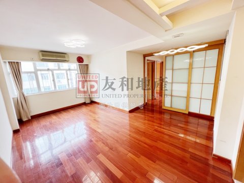PHOENIX COURT   Kowloon Tong H K167424 For Buy
