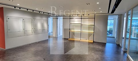 MANULIFE FINANCIAL CTR TWR A (宏利金融中心 A座) 