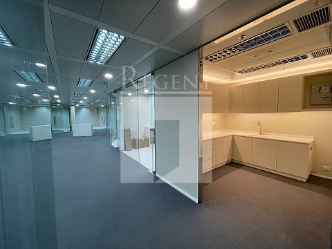 Grand Millennium Plaza L Blk (新紀元廣場 低座) 