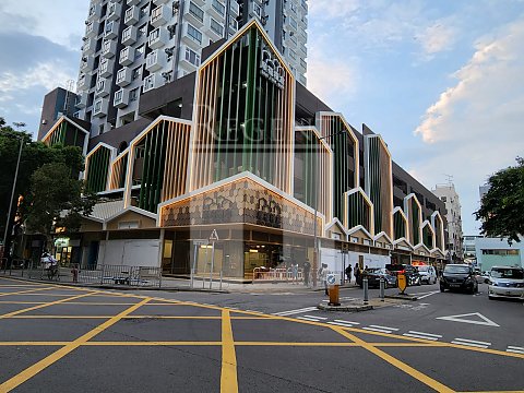 SHUN FOOK BARN (順福糧倉) 