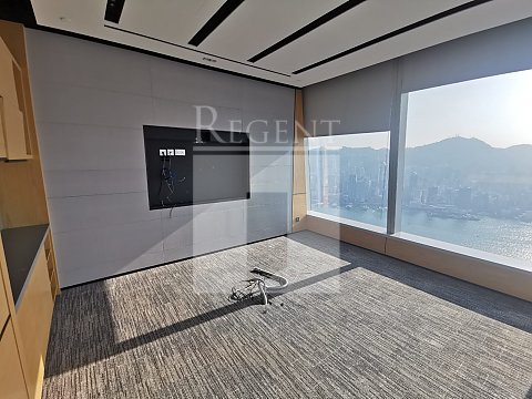 International Com Ctr (環球貿易廣場) 