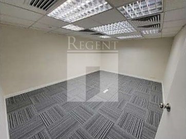 SHANGHAI IND INV BLDG (上海實業大廈) 