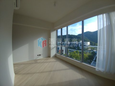 傲瀧 