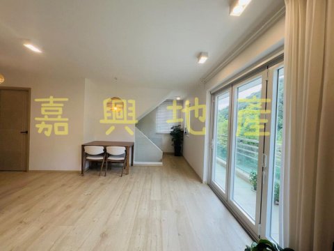 桐梓圍下村 95081731 車泊樓下
