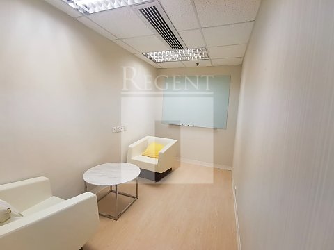 FWD FINANCIAL CTR (富衛金融中心) 