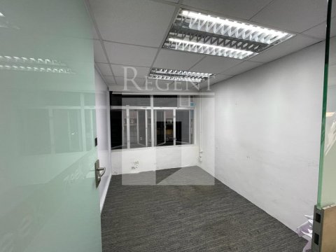 KA MING COURT (嘉名工廠大廈) 