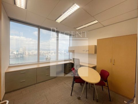 TIMES SQUARE (時代廣場) 