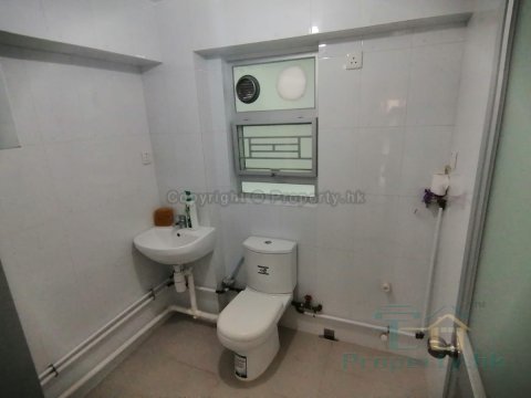 銅鑼灣村 95080030