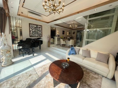 BEVERLY HILLS Tai Po 1212676 For Buy