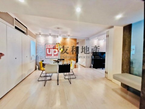 BEVERLY VILLAS BLK 07 Kowloon Tong H T144764 For Buy