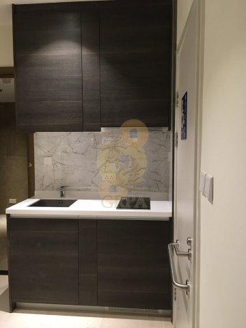 AVA 61