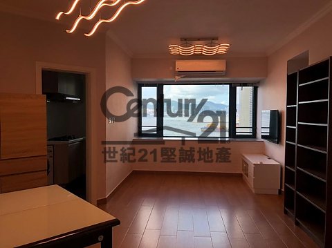 高逸华轩 坚尼地城 中层 K059846 售盘