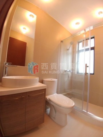 大藍湖村 大藍湖村