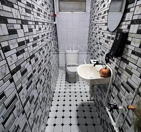 EVEREST IND CTR (毅力工業中心) 