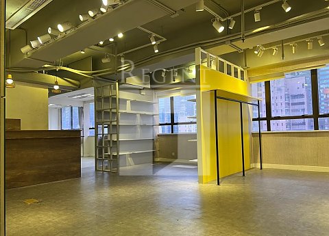 CHUNG WAI COM BLDG (中威商業大廈) 