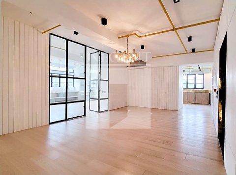 香港寫字樓, 發達中心