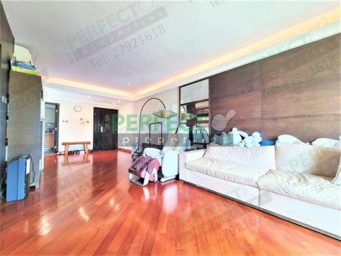 HILLVIEW COURT  Sai Kung 013111 For Buy