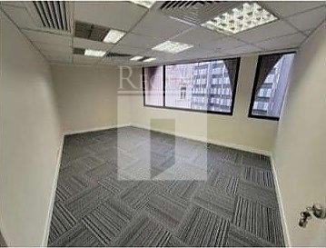 Shanghai Ind Inv Bldg (上海實業大廈) 