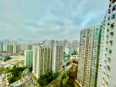 竹園北村^^高層靚裝^^3房大則 黃大仙 高層 F089002 售盤
