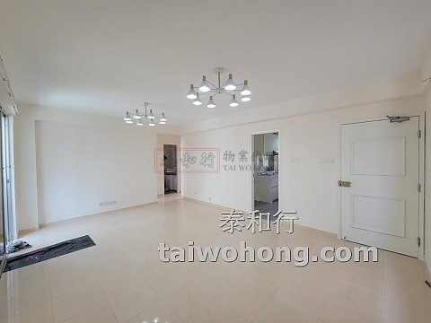 1/F連露台*出入方便, 可養寵物