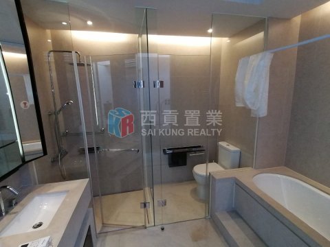 傲瀧 