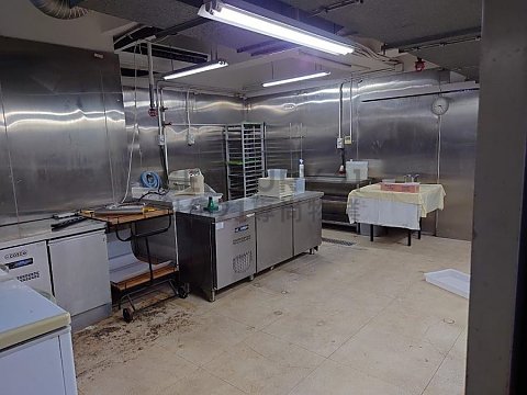達利中心【食物工場有雪房】 葵涌 中層 C160253 售盤