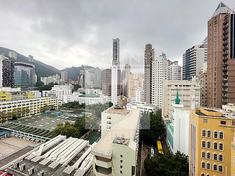 GUARDIAN HSE (爱群商业大厦) 