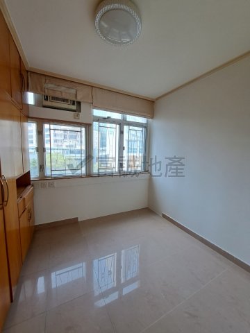 鳳德村 鑽石山 中層 T088956 售盤