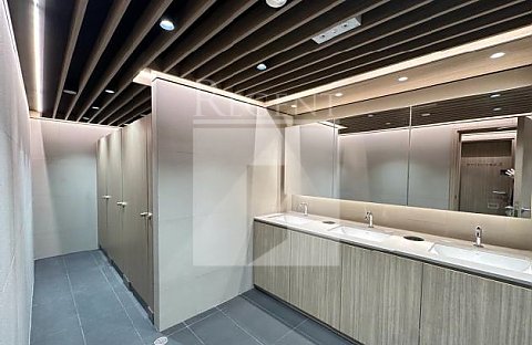 YEE WO ST 68 (怡和街68號) 