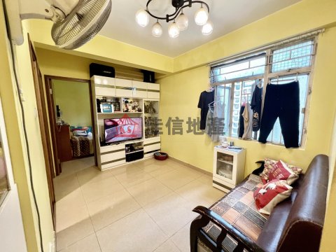 大埔廣場**綠表放售**中層東北2房大廳 大埔 中層 T074697 售盤