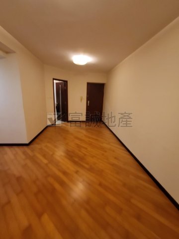 8 CLEAR WATER BAY RD Ngau Chi Wan H N088057 For Buy