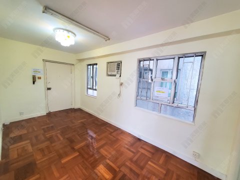 LUCKY PLAZA FUNG LAM COURT (C1) Shatin M 1429724 For Buy
