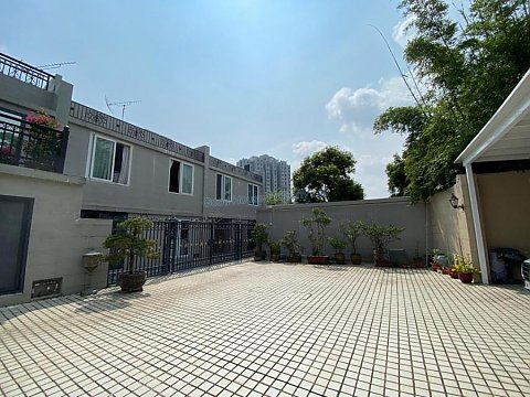 CLEARWATER BAY TWIN HOUSE Sai Kung S023900 For Buy
