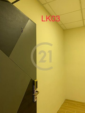 利嘉工業大廈 新蒲崗 中層 C158285 售盤