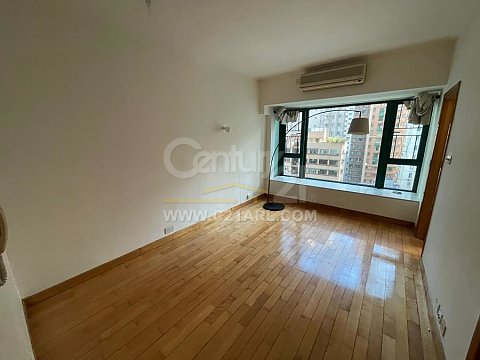 高逸華軒 堅尼地城 中層 A312956 售盤