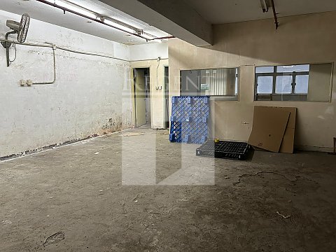 荃湾工业大厦, 宏龙工业大厦