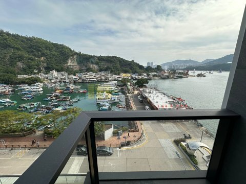 蔚藍東岸 油塘 中層 1627814 售盤