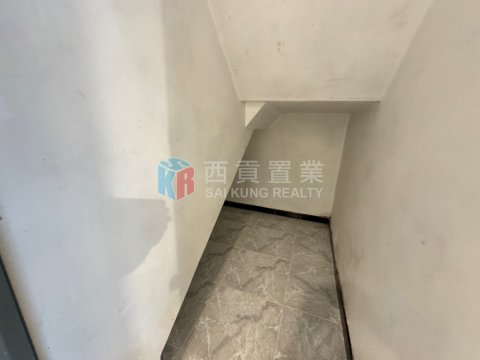 黃竹灣村 黃竹灣村