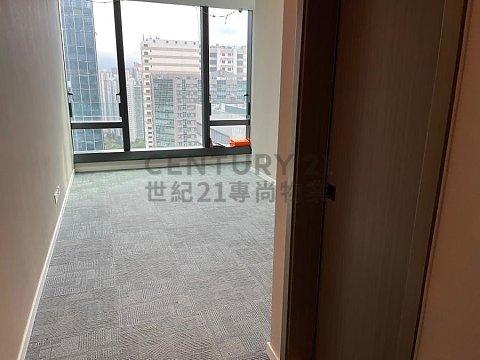 W LUXE Shatin M C132073 For Buy