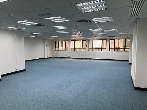 周生生大厦 尖沙咀 010001 售盘