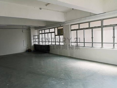 華偉工業大廈 荃灣 中層 C115727 售盤