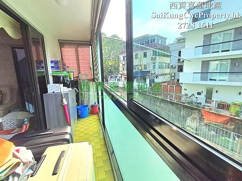 Nearby Man Road*1/F with Balcony Sai Kung 030143 For Buy