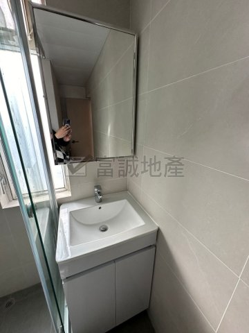 凤凰村大厦 黄大仙 中层 G124833 售盘